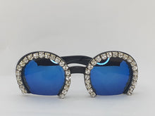 Load image into Gallery viewer, &quot;Lucky Blu&quot; Sunglasses
