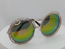 Load image into Gallery viewer, &quot;Green Sunset&quot; Sunglasses
