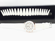 Load image into Gallery viewer, EUROPEAN STYLE Nails &quot;White Out&quot; Long&quot;

