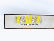 Load image into Gallery viewer, &quot;Bling Yellow &quot; Press on Nails
