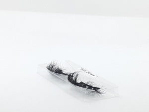"Girl Boss" Mink Eyelashes