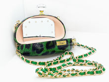 Load image into Gallery viewer, Focsii Glam Clutch &quot;Green Leopard &quot;
