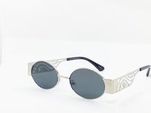 Load image into Gallery viewer, &quot;90&#39;s Retro&quot; (Sliver) (for Men &amp; women)
