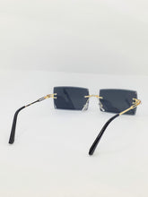 Load image into Gallery viewer, &quot;LINKED&quot; (Black/Gold)(for Men &amp;women)
