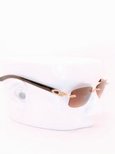 Load image into Gallery viewer, &quot;Saucey&quot; Brown lens Gold/ Black arms (Men&amp; women)
