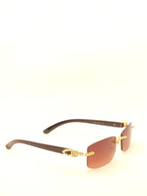 Load image into Gallery viewer, &quot;Saucey&quot; Brown lens Gold/ Black arms (Men&amp; women)

