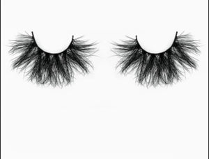 "Seduction" Mink Eyelaahes (comes in Focsii Lashes Kit)